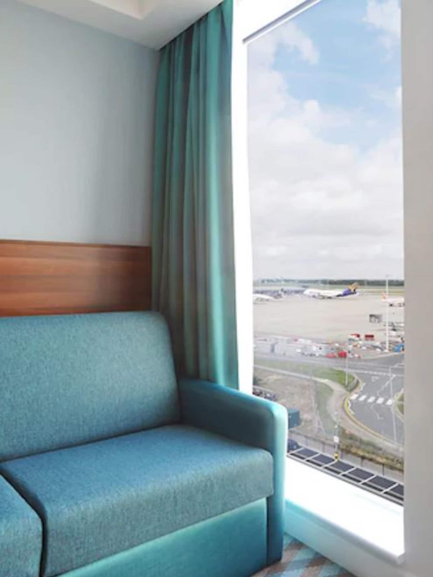 Hampton By Hilton London Stansted Airport Hotel Stansted Mountfitchet Exterior foto